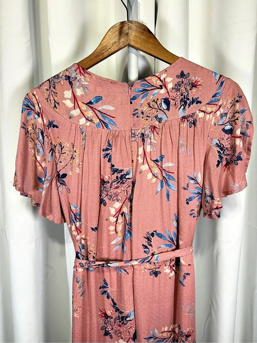 Lulus beautiful women’s